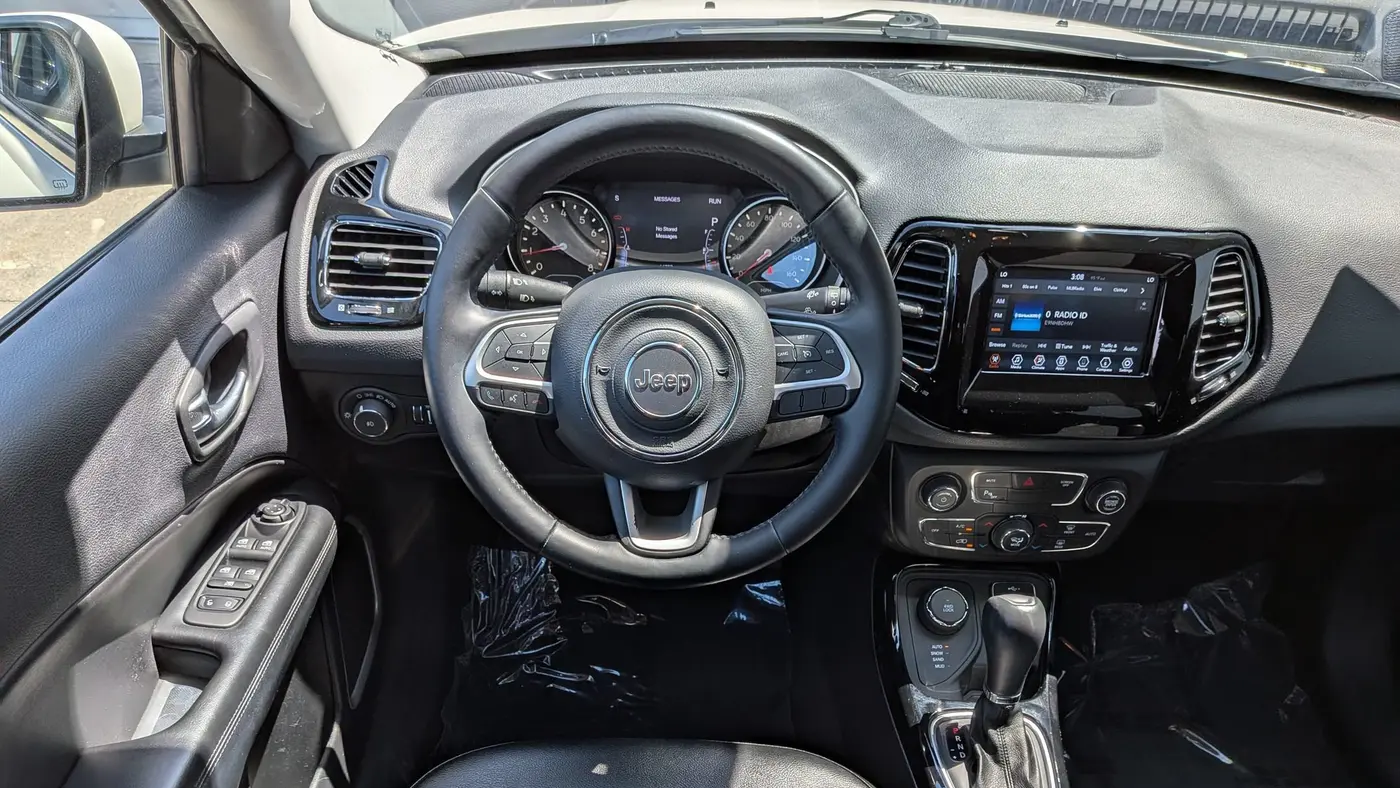 2020 Jeep Compass Sun and Safety Edition