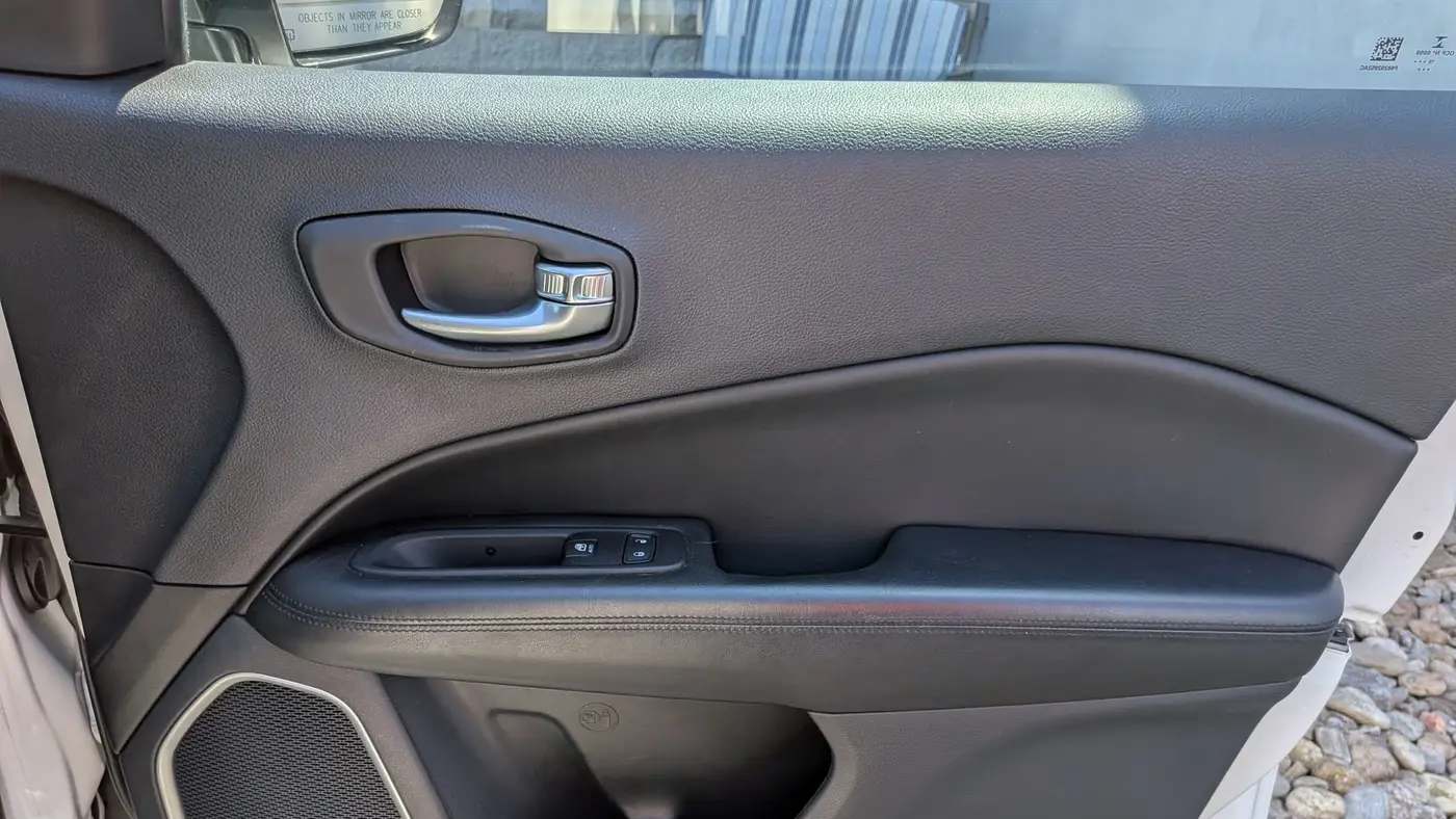 2020 Jeep Compass Sun and Safety Edition