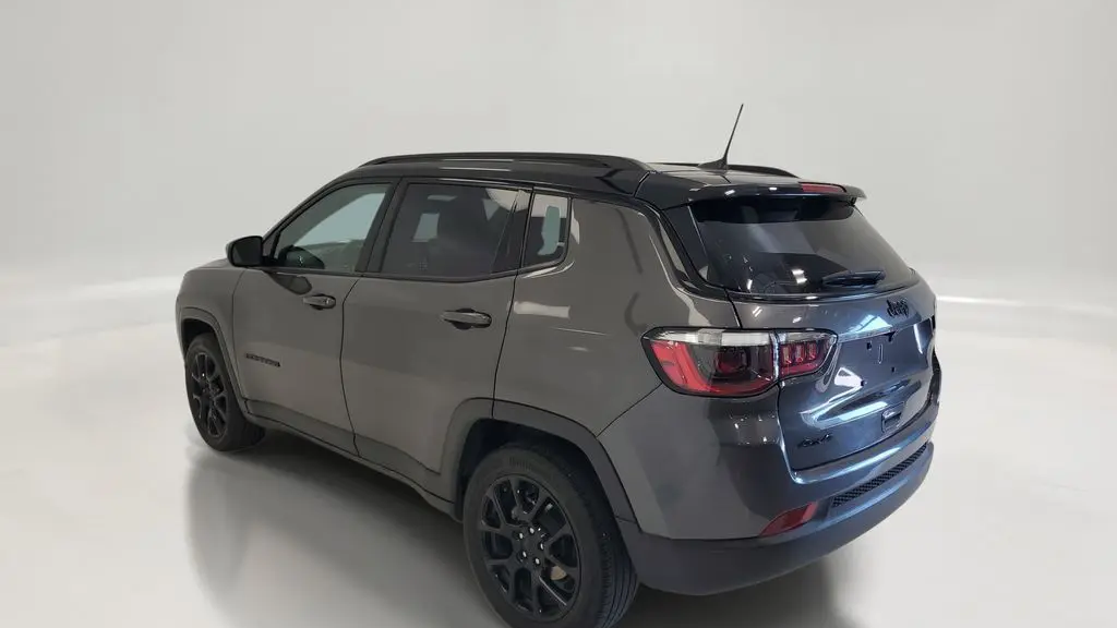 2023 Jeep Compass Altitude