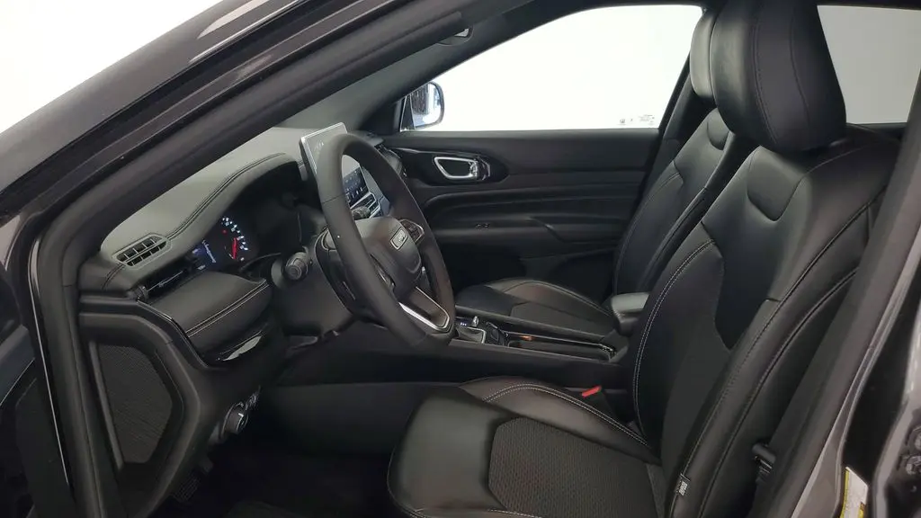 2023 Jeep Compass Altitude