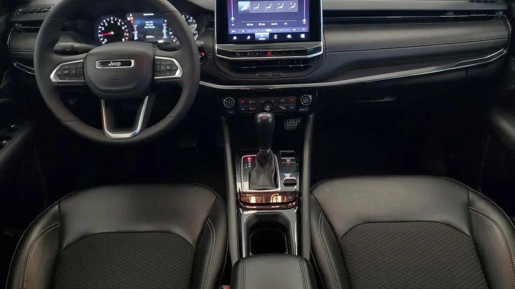 2023 Jeep Compass Altitude