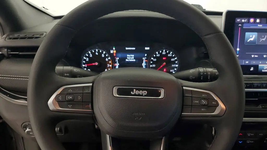 2023 Jeep Compass Altitude