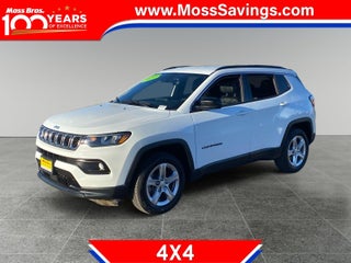 2023 Jeep Compass with Bright White Exterior