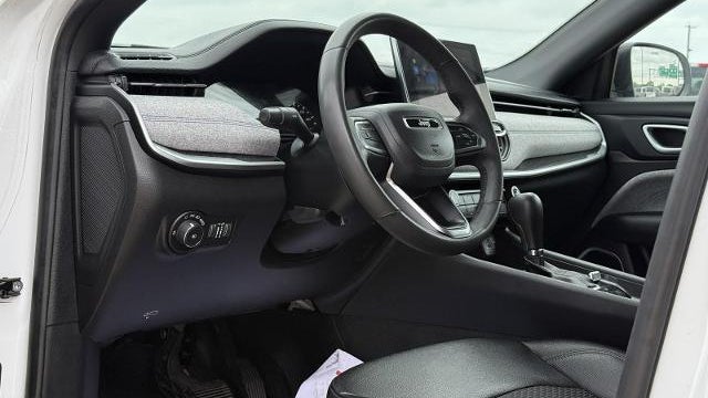 2024 Jeep Compass Altitude