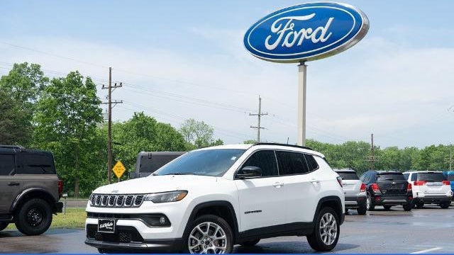 Preowned 2025 Jeep Compass Latitude for Sale