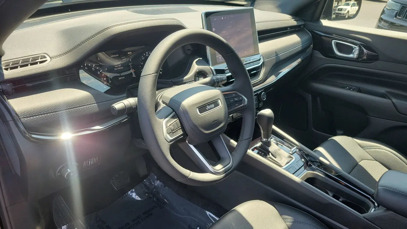 2025 Jeep Compass Latitude