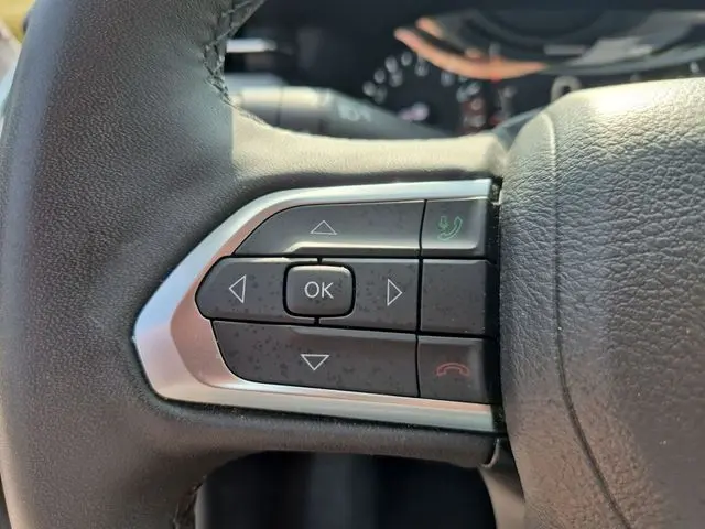 2025 Jeep Compass - $19,597