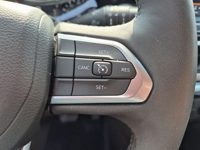 2025 Jeep Compass - $19,597