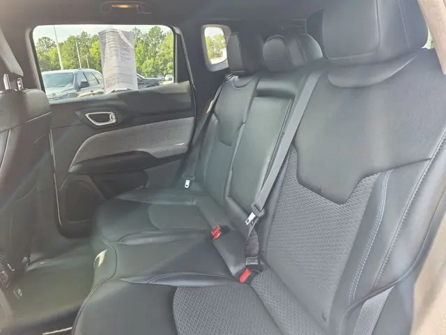 2025 Jeep Compass - $19,597