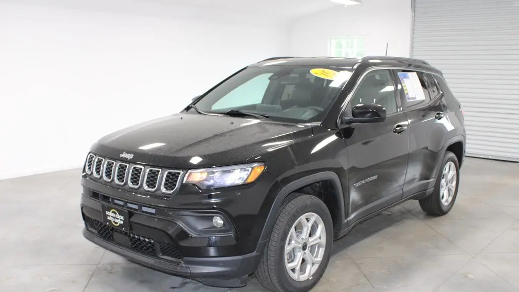 2025 Jeep Compass Latitude