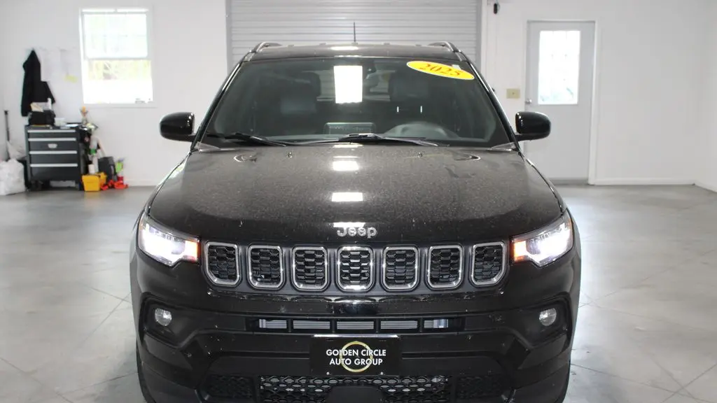 2025 Jeep Compass Latitude
