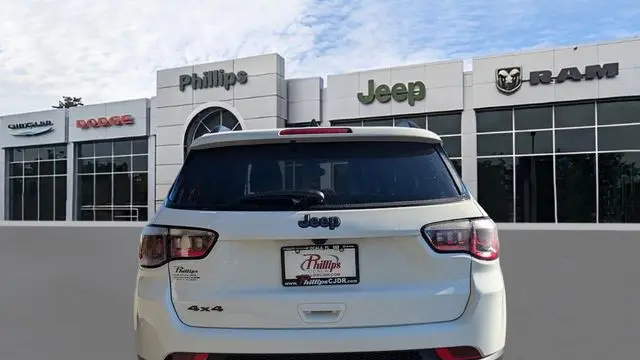 2026 Jeep Compass Latitude Altitude
