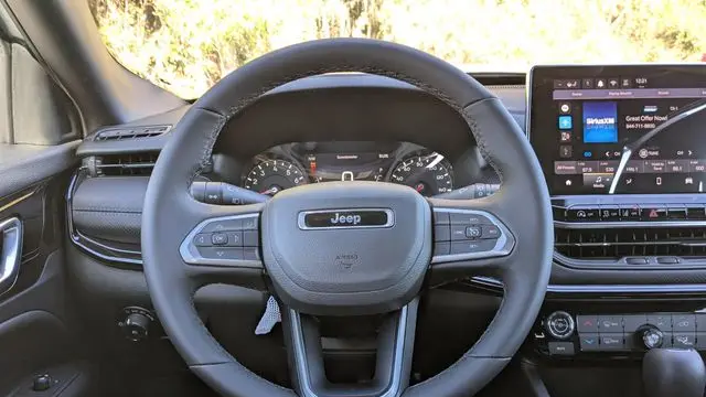2026 Jeep Compass Latitude Altitude