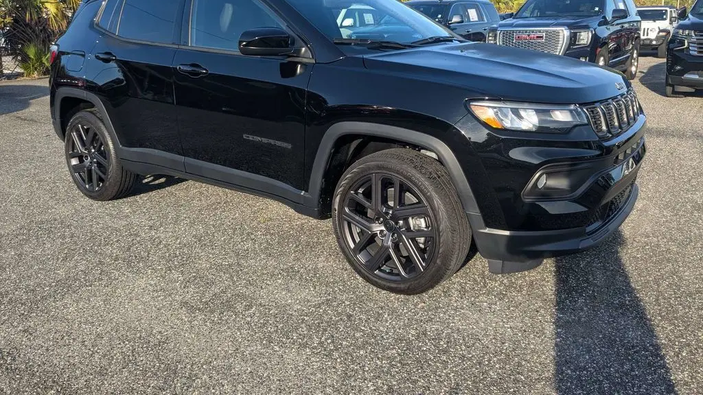 2026 Jeep Compass Latitude