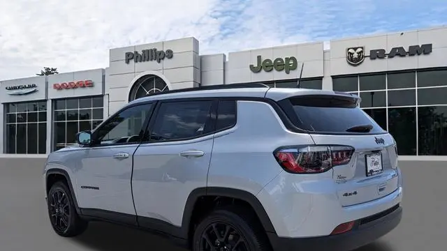 2026 Jeep Compass Latitude Altitude