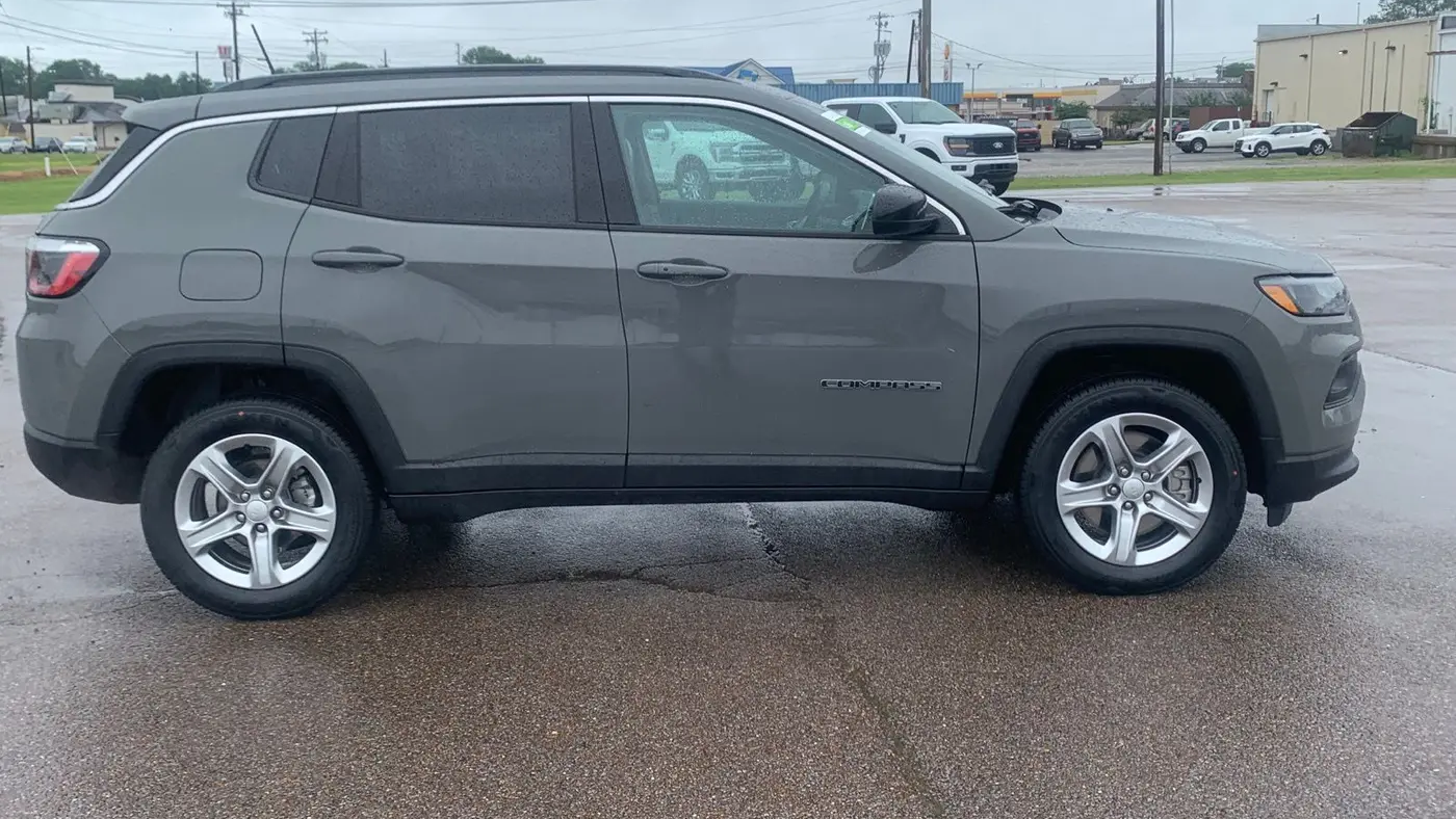 2023 Jeep Compass Latitude