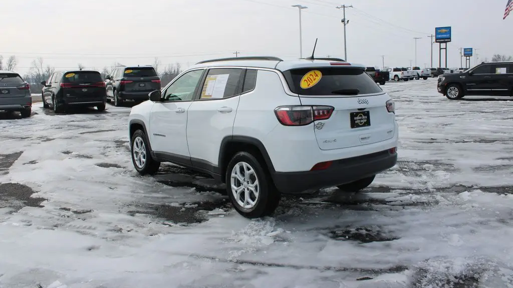 2024 Jeep Compass Latitude