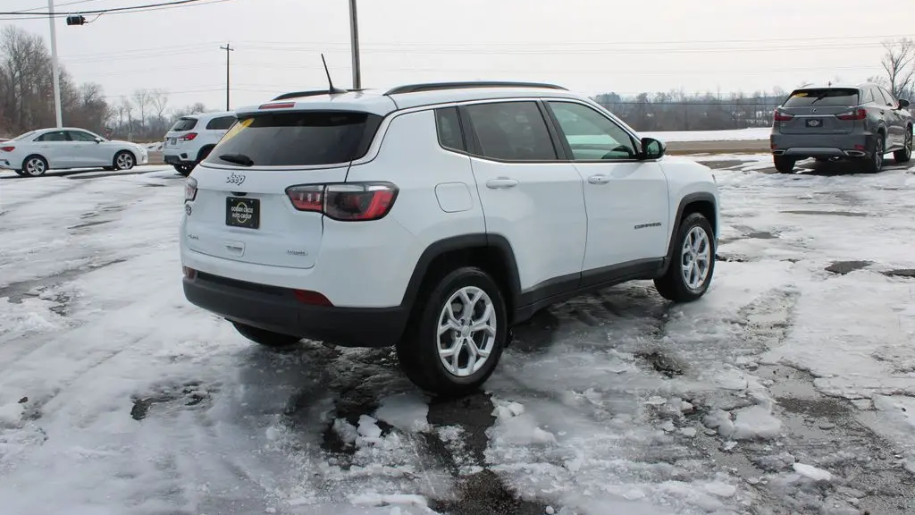 2024 Jeep Compass Latitude