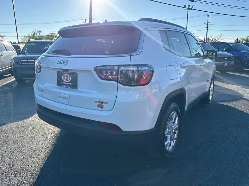 2024 Jeep Compass - $18,700
