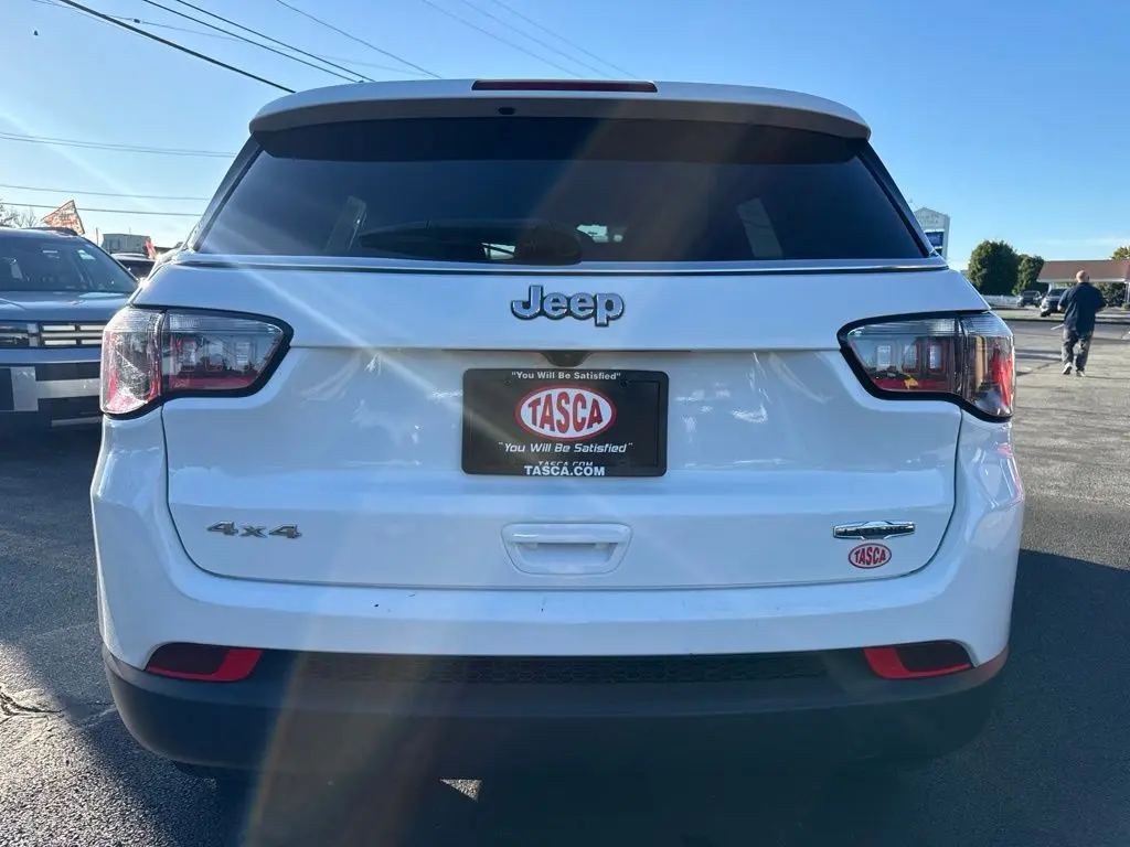 2024 Jeep Compass - $18,700
