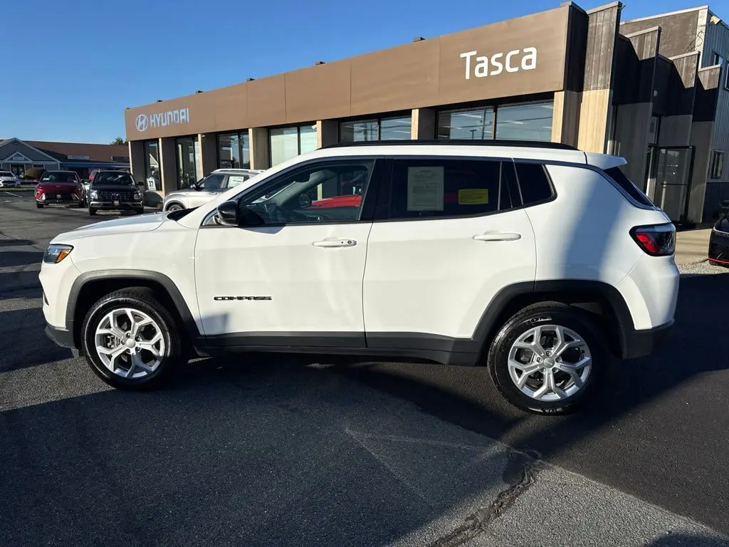 2024 Jeep Compass - $18,700