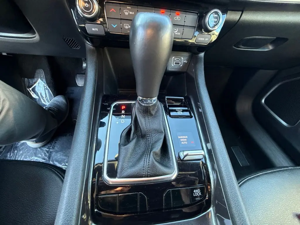 2024 Jeep Compass - $18,700