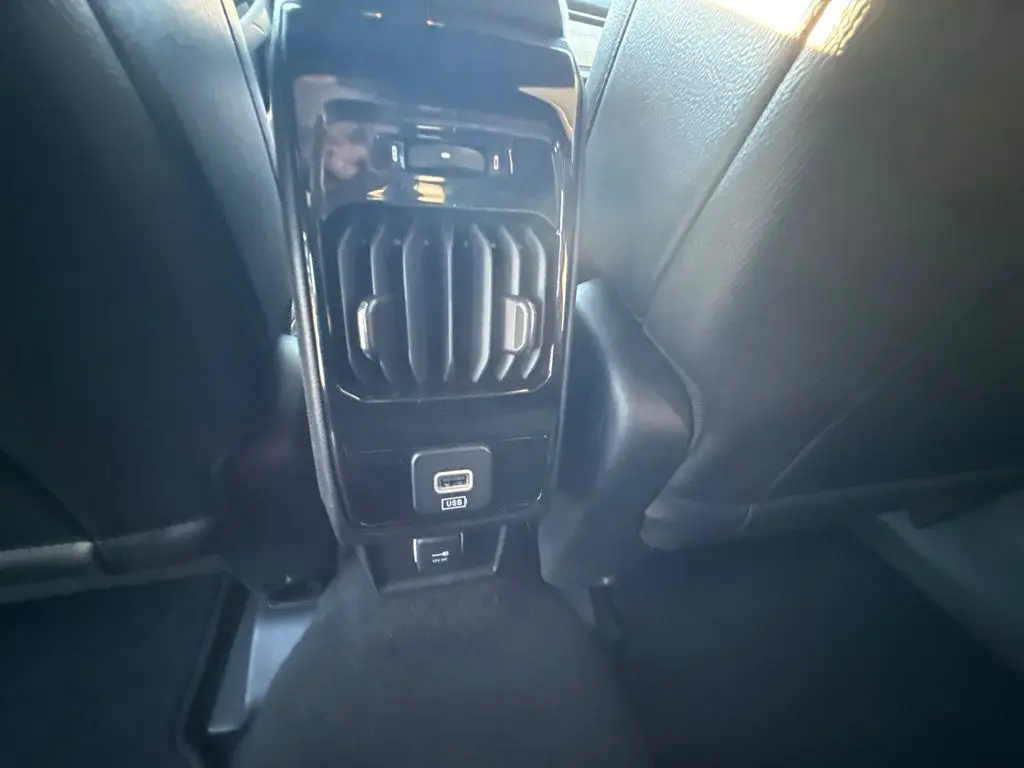 2024 Jeep Compass - $18,700