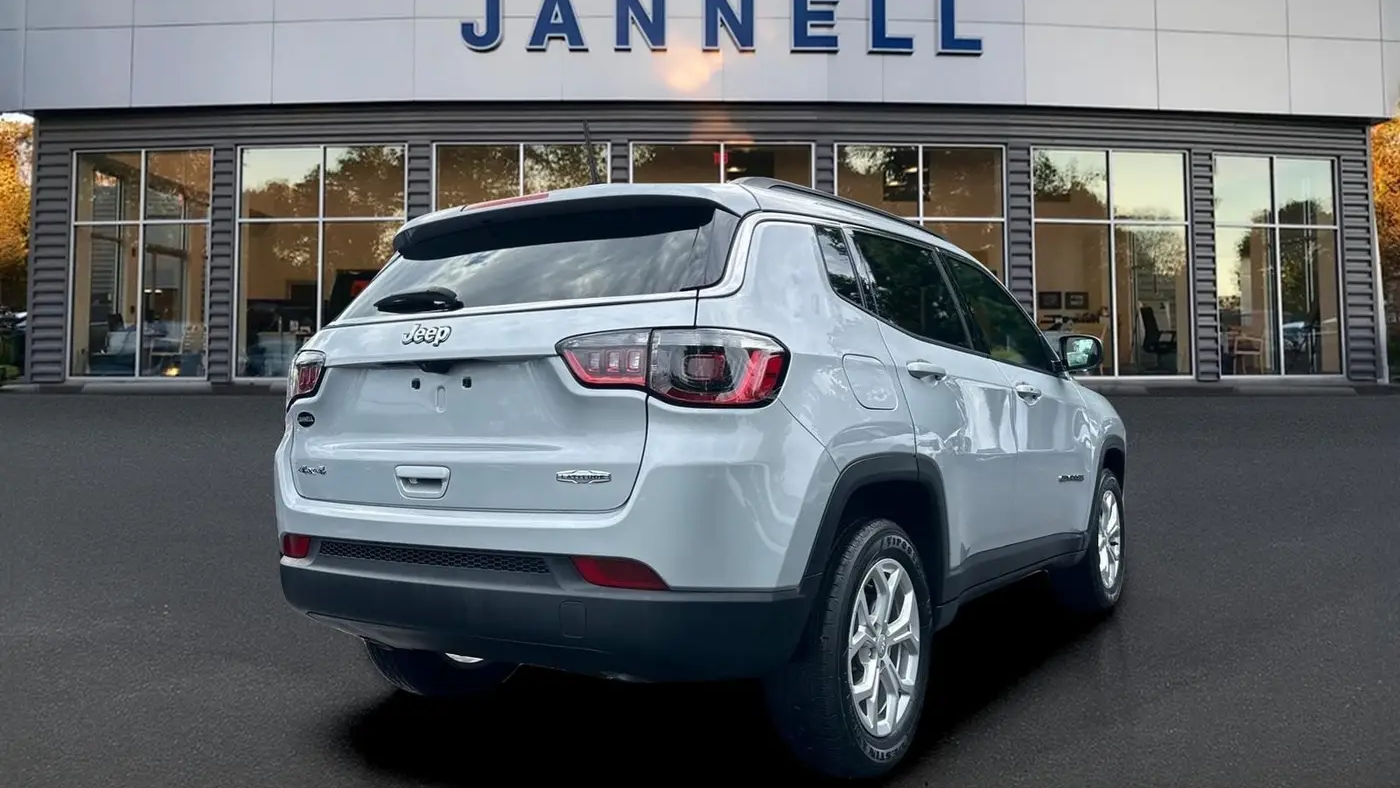 2024 Jeep Compass Latitude