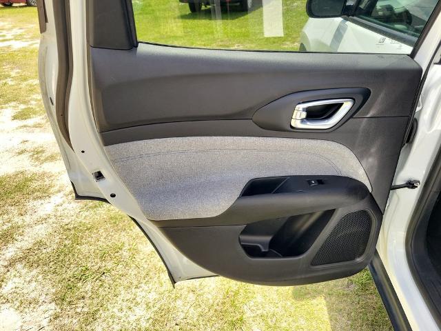 2024 Jeep Compass - $18,872