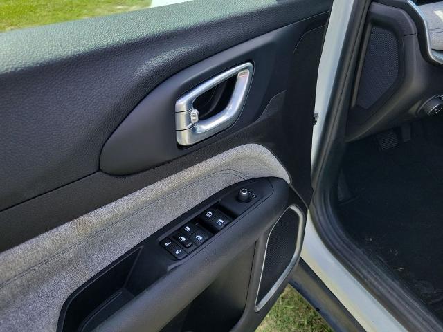 2024 Jeep Compass - $18,872