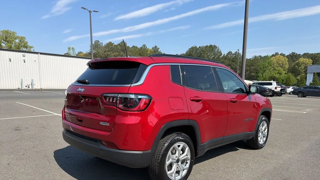 2025 Jeep Compass Latitude