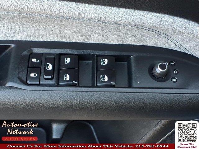 2024 Jeep Compass - $22,999