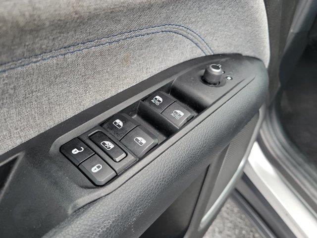2024 Jeep Compass - $19,215
