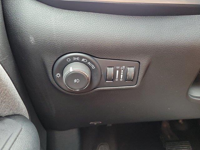 2024 Jeep Compass - $19,215