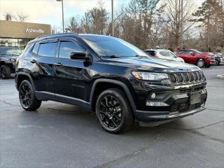 2023 Jeep Compass with Diamond Black Crystal Pearlcoat Exterior
