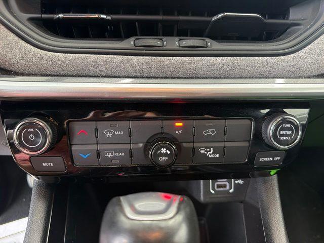 2024 Jeep Compass - $17,900