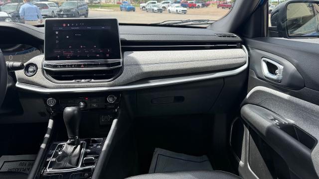 2024 Jeep Compass Altitude