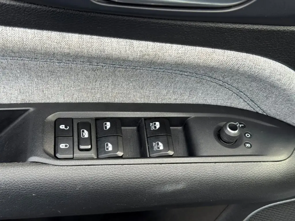 2024 Jeep Compass - $19,998