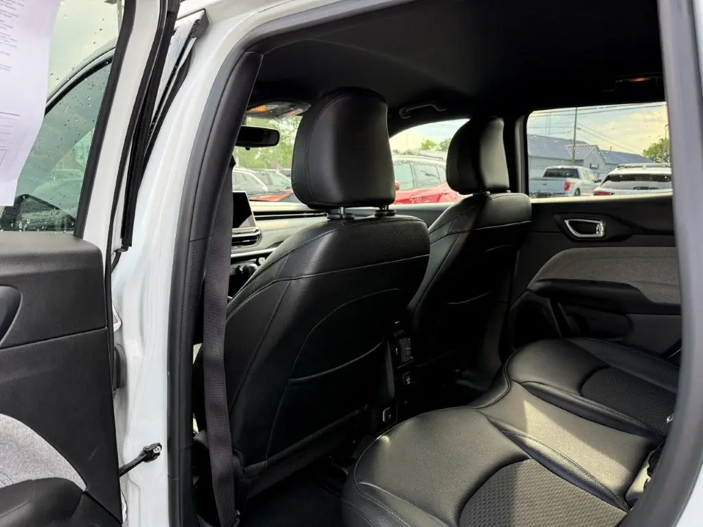 2024 Jeep Compass - $19,998