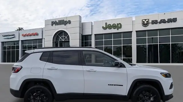 2026 Jeep Compass Latitude Altitude