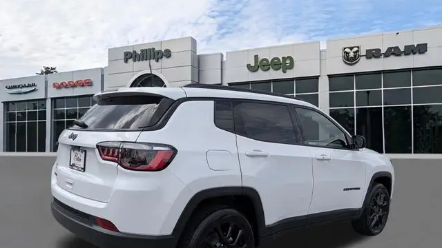 2026 Jeep Compass Latitude Altitude
