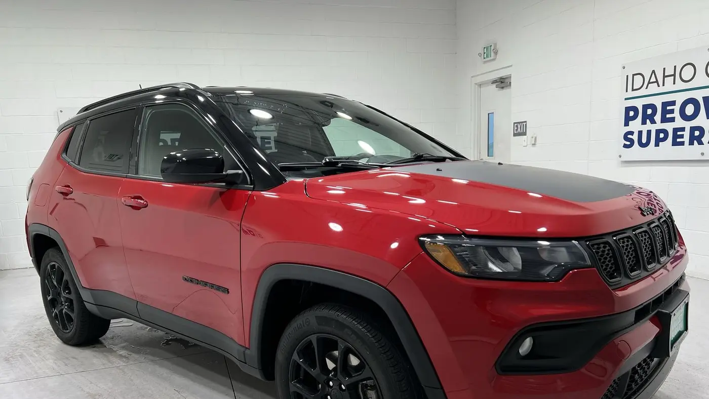 2023 Jeep Compass Altitude