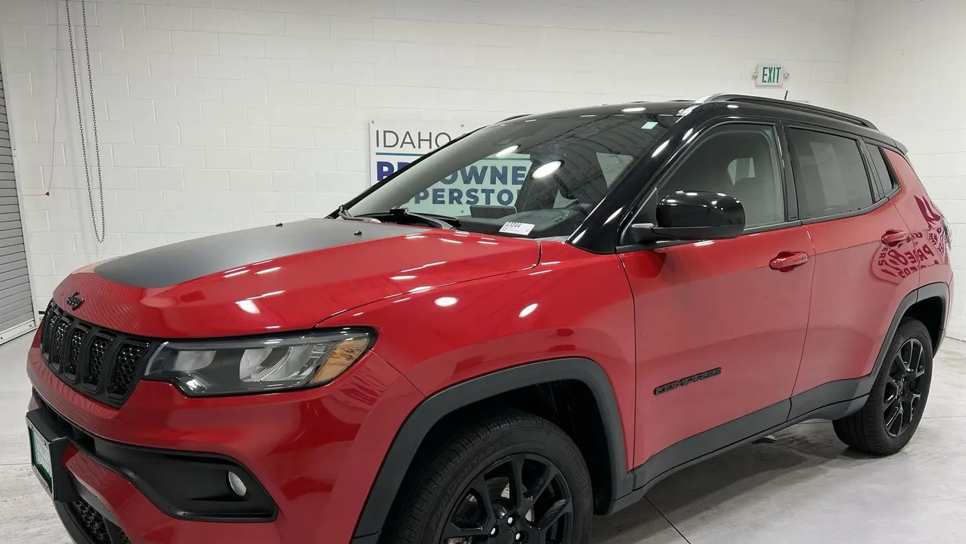 2023 Jeep Compass Altitude