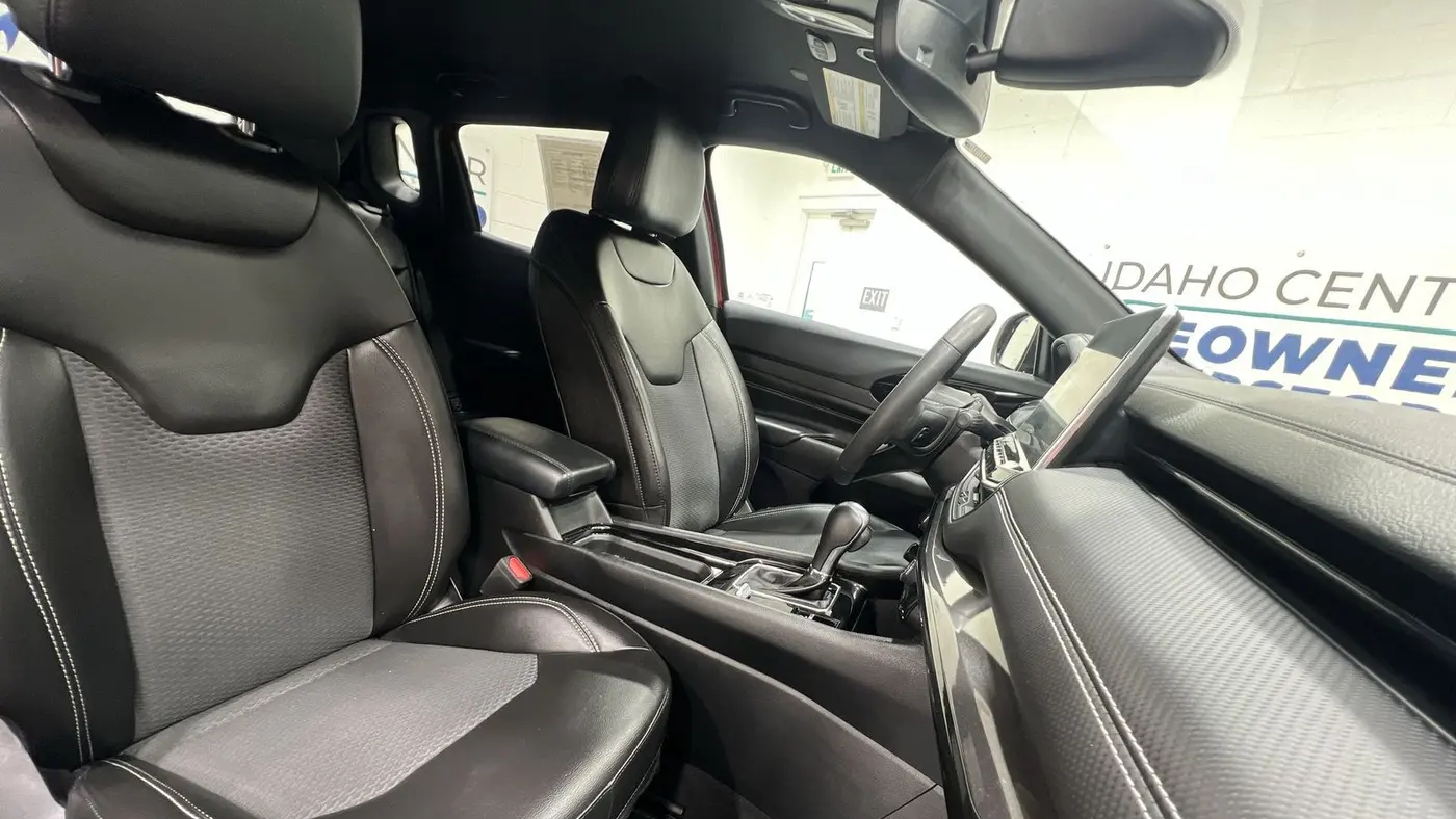 2023 Jeep Compass Altitude