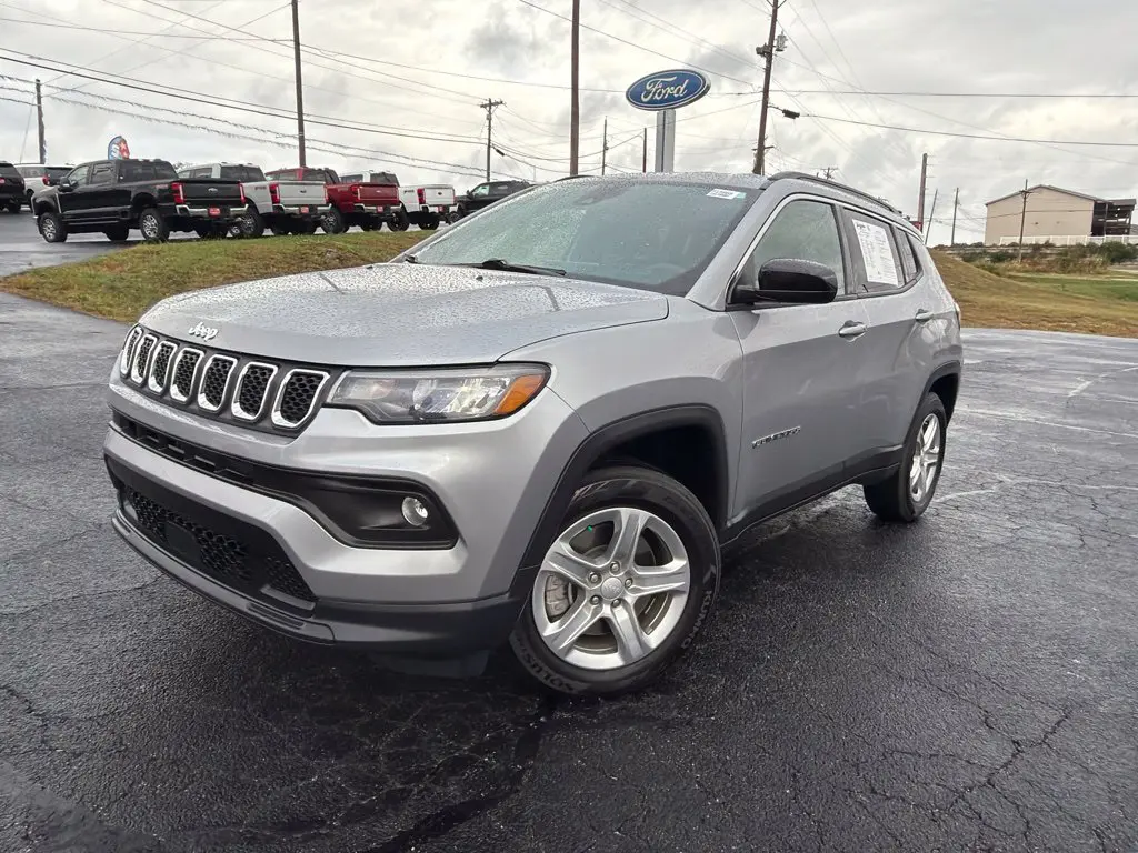 2023 Jeep Compass - $20,979