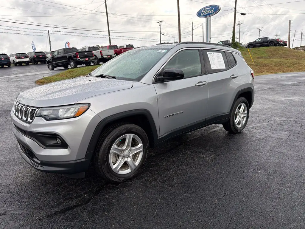 2023 Jeep Compass - $20,979