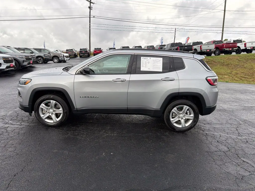 2023 Jeep Compass - $20,979