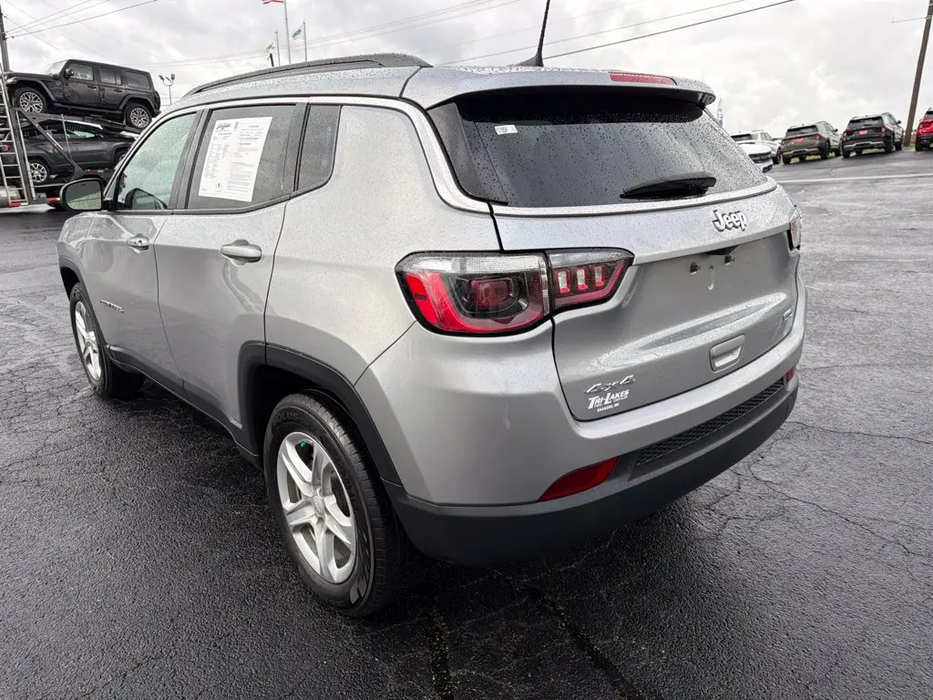 2023 Jeep Compass - $20,979
