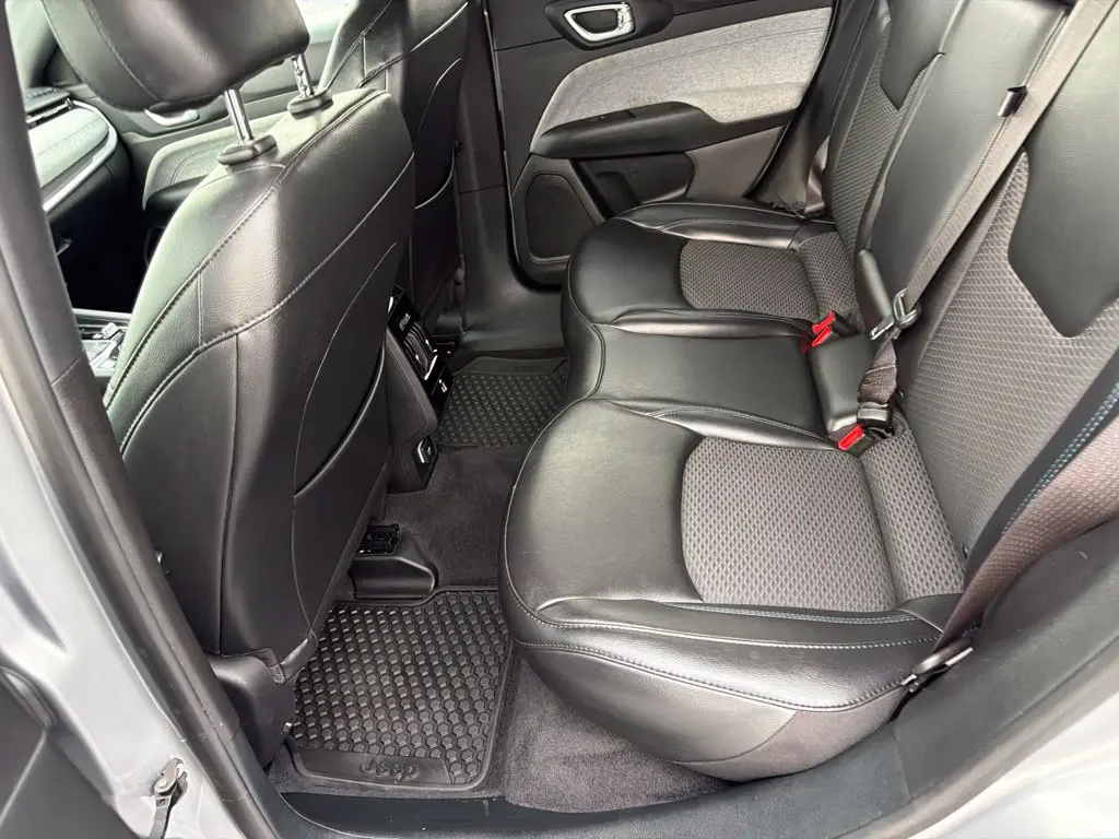 2023 Jeep Compass - $20,979