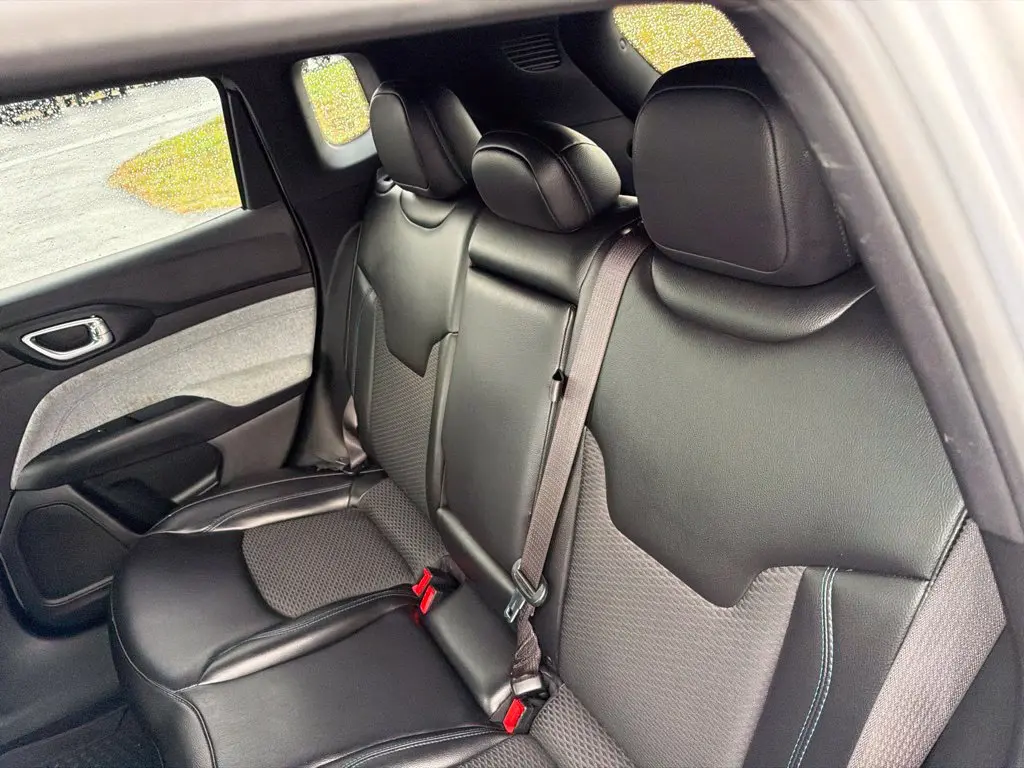 2023 Jeep Compass - $20,979